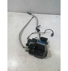 Замок двери передний правый