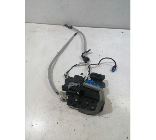 Замок двери передний правый