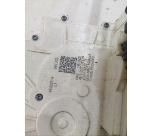 Замок двери передний правый