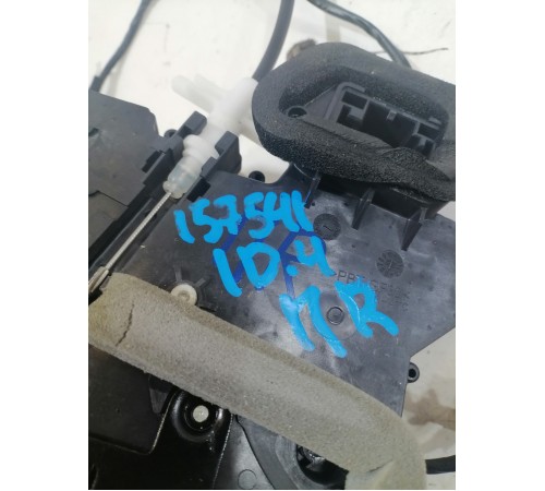 Замок двери передний правый