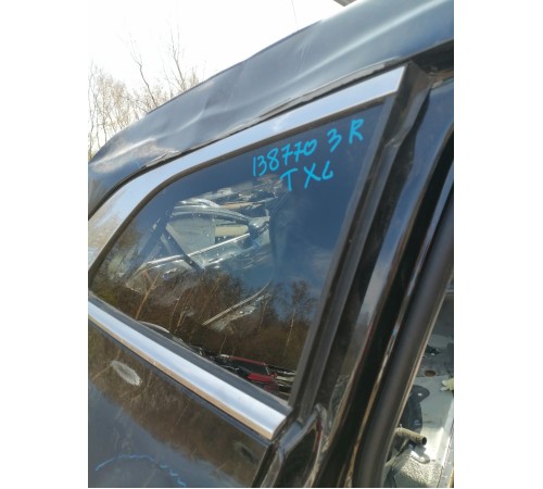 Стекло глухое заднее правое