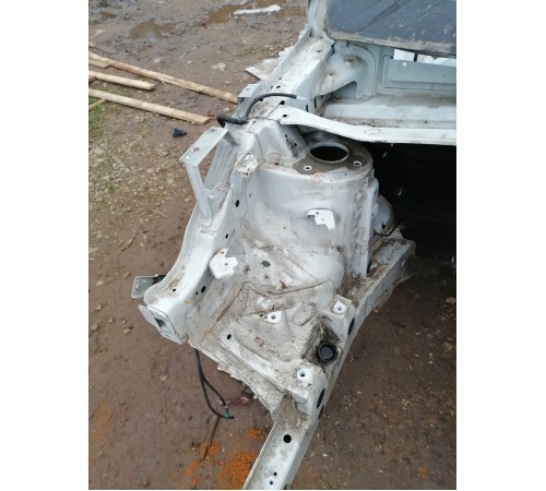 Лонжерон передний правый