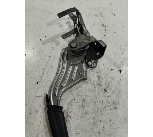 Ручной тормоз (ручник)