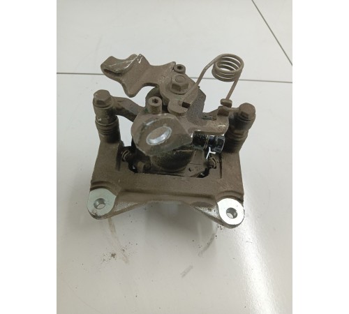 Суппорт задний левый