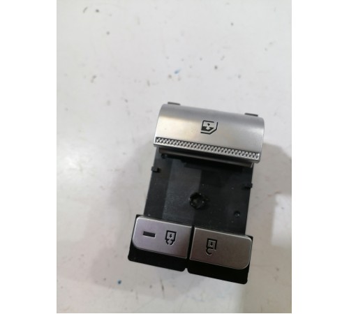 Кнопка стеклоподъемника