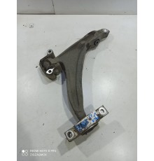 Рычаг подвески (передний, левый)