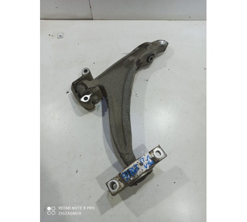Рычаг подвески (передний, левый)