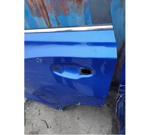 Дверь задняя левая