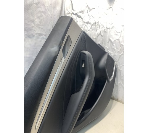 Обшивка двери (задняя, левая)