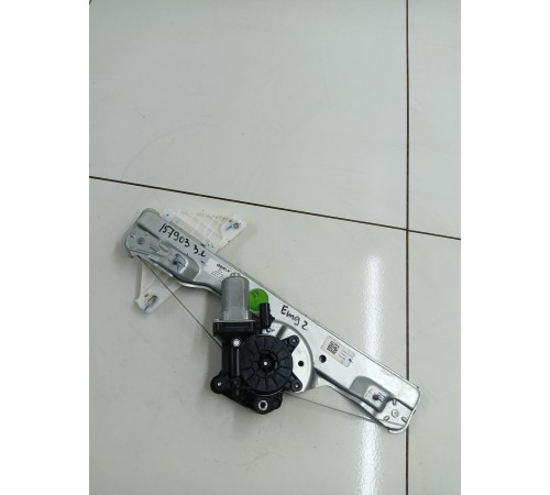 Стеклоподьемник задний левый с моторчиком