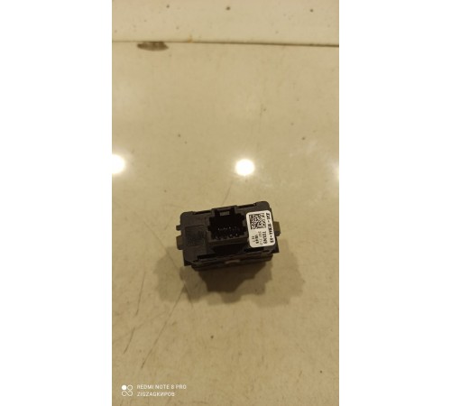 Кнопка переключателя громкости радио центральная