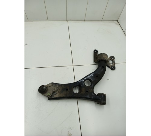 Рычаг подвески передний правый