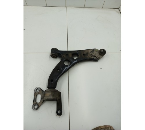 Рычаг подвески передний правый