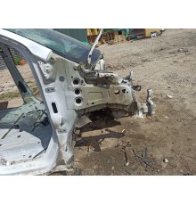 Лонжерон(передний правый)