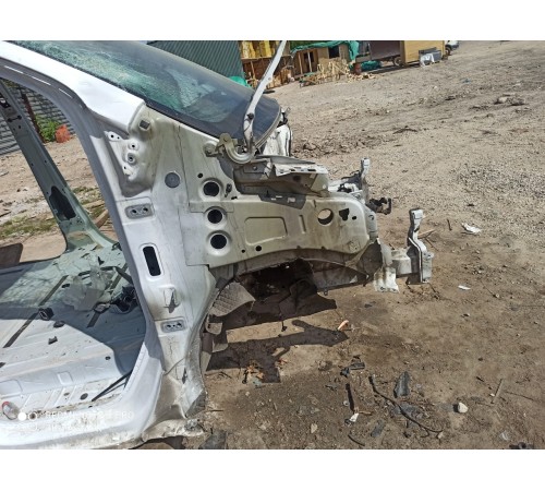 Лонжерон(передний правый)