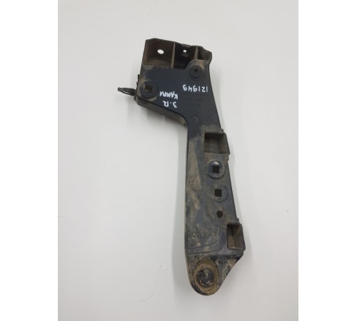 Кронштейн крепление заднего бампера правый