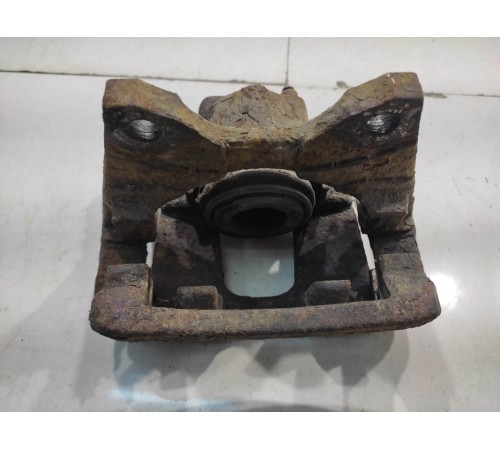 Суппорт (задний, правый)