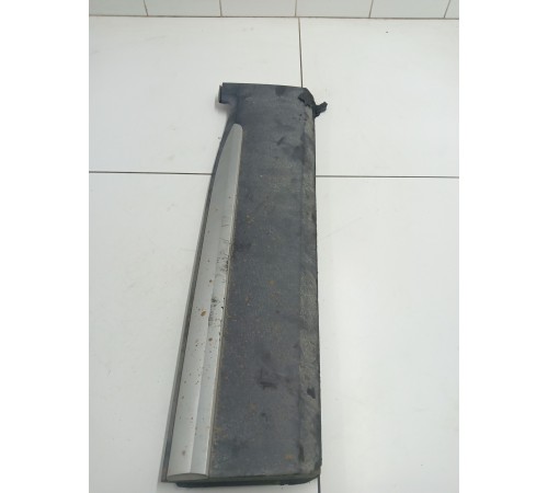 Накладка двери задняя левая нижняя