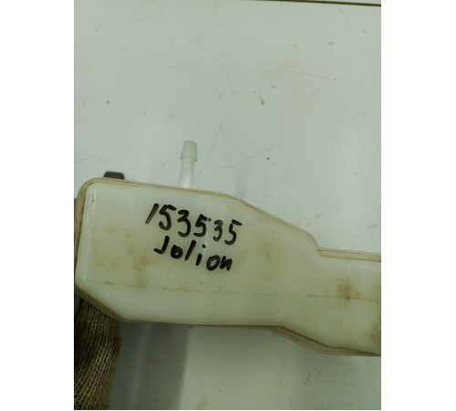 Главный тормозной цилиндр с бачком