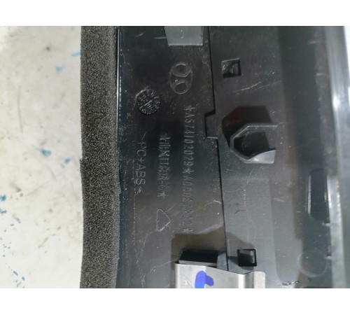 Воздушный дефлектор передний