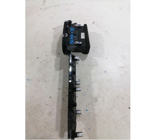 Воздушный дефлектор передний