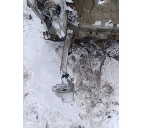 Стрела лонжерона передняя правая