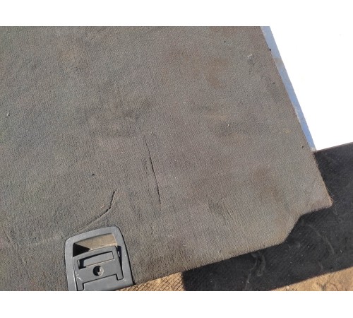 Пол багажника