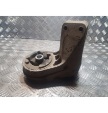 Кронштейн двигателя