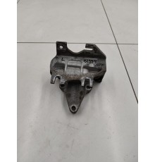 Опора двигателя левая