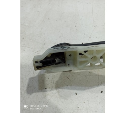 Ручка двери (задняя левая внешняя)