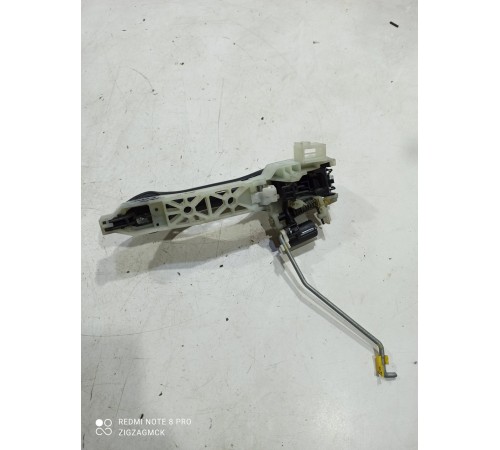 Ручка двери (задняя левая внешняя)