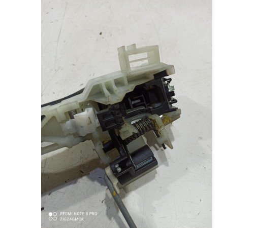 Ручка двери (задняя левая внешняя)