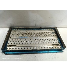 Площадка на раме задней части кабины