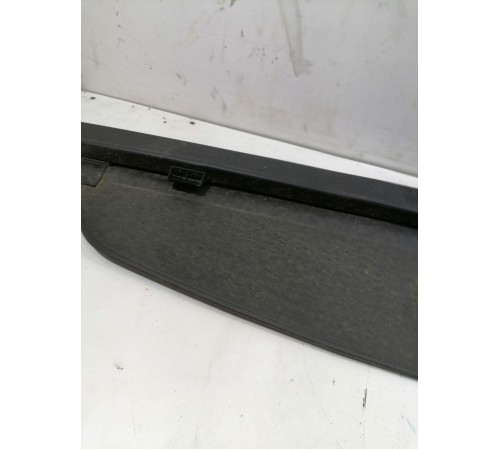 Шторка багажника