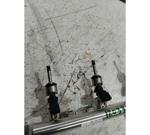 Топливная рампа с форсунками