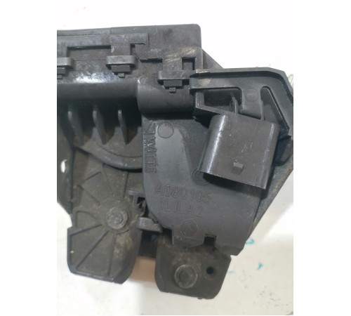 Замок крышки багажника