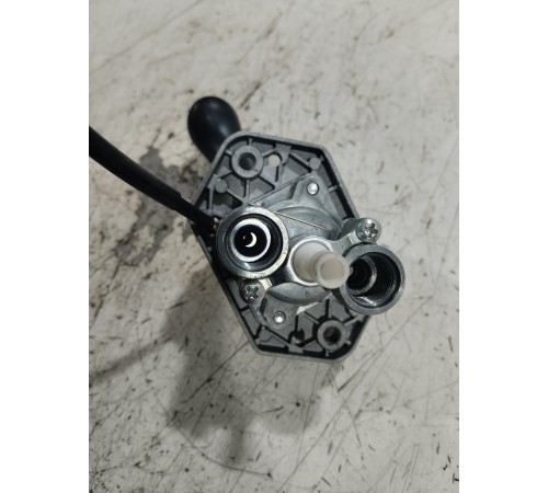 Кран ручного тормоза прицепа