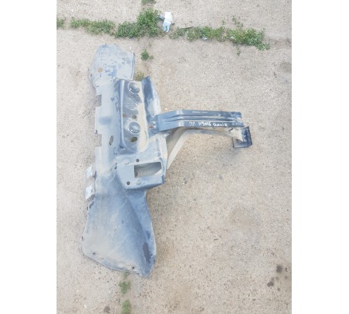 Кронштейн крепление крыла передний правый