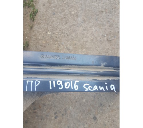 Кронштейн крепление крыла передний правый