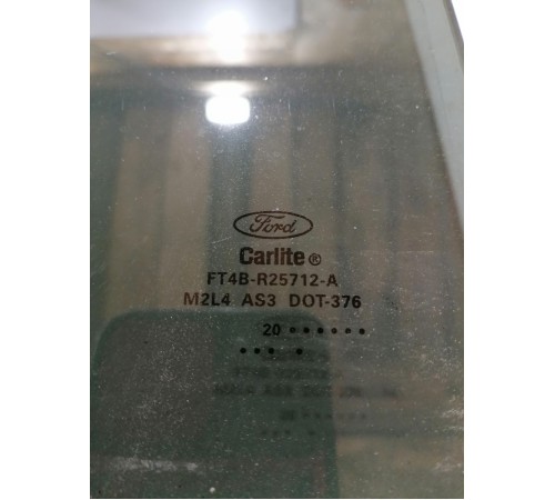 Стекло двери заднее правое