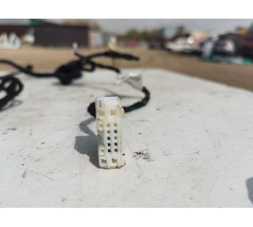 Электропроводка крышки багажника