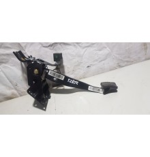 Педаль тормоза