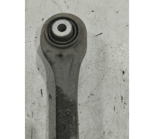 Рычаг задний правый