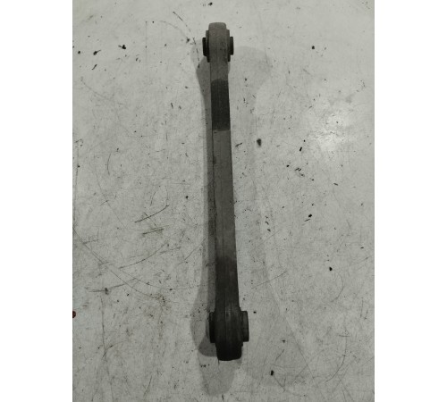 Рычаг задний правый