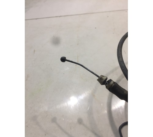 Трос открывания капота