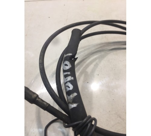 Трос открывания капота