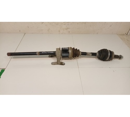 Полуось привод передний правый