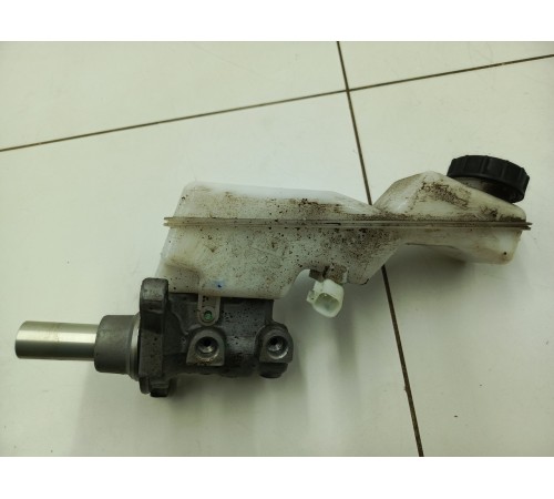 Главный тормозной цилиндр (с бачком)