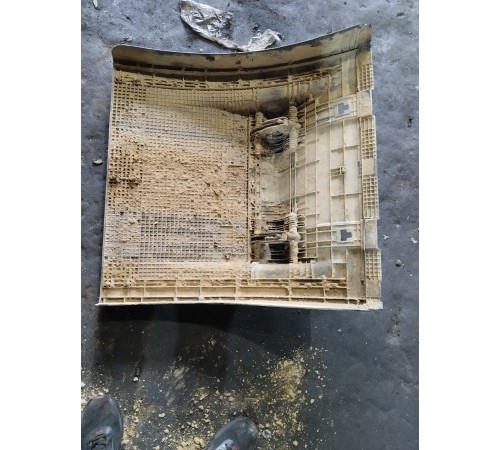 Крыло заднее левое