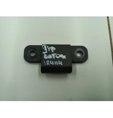 Отбойник крышки багажника